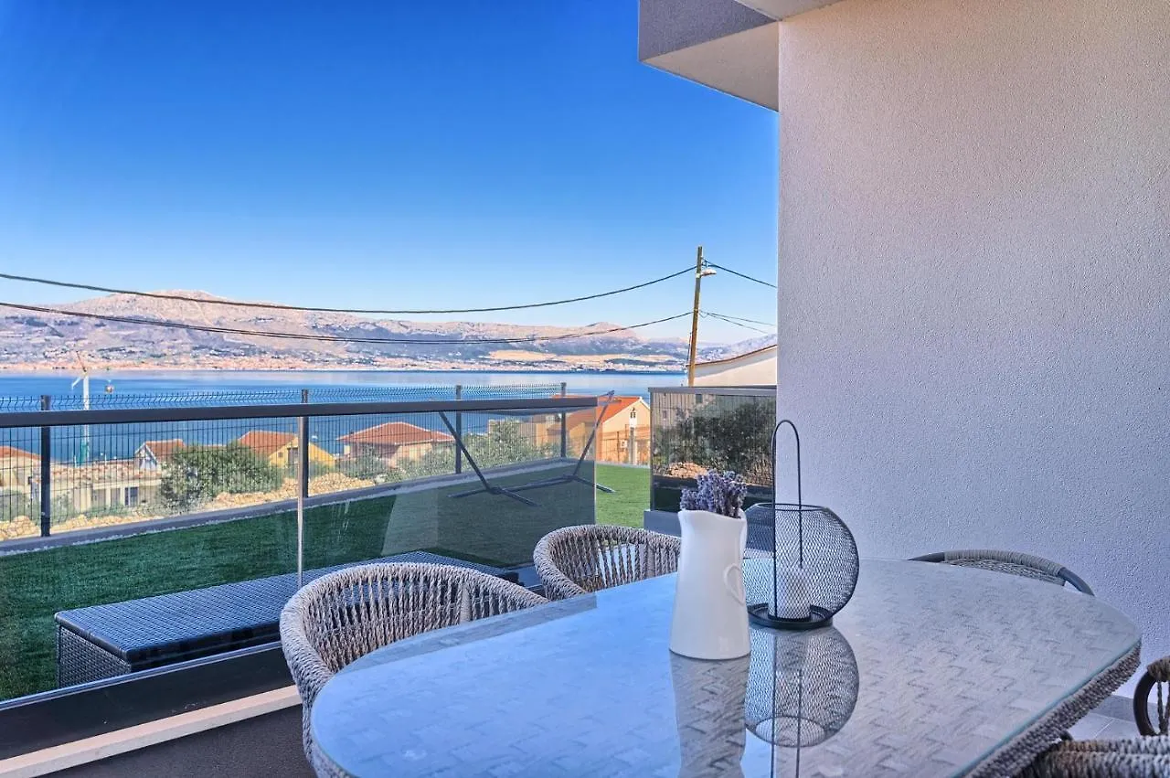 Soul - Sea-View Garden & Pool Apartment Slatine