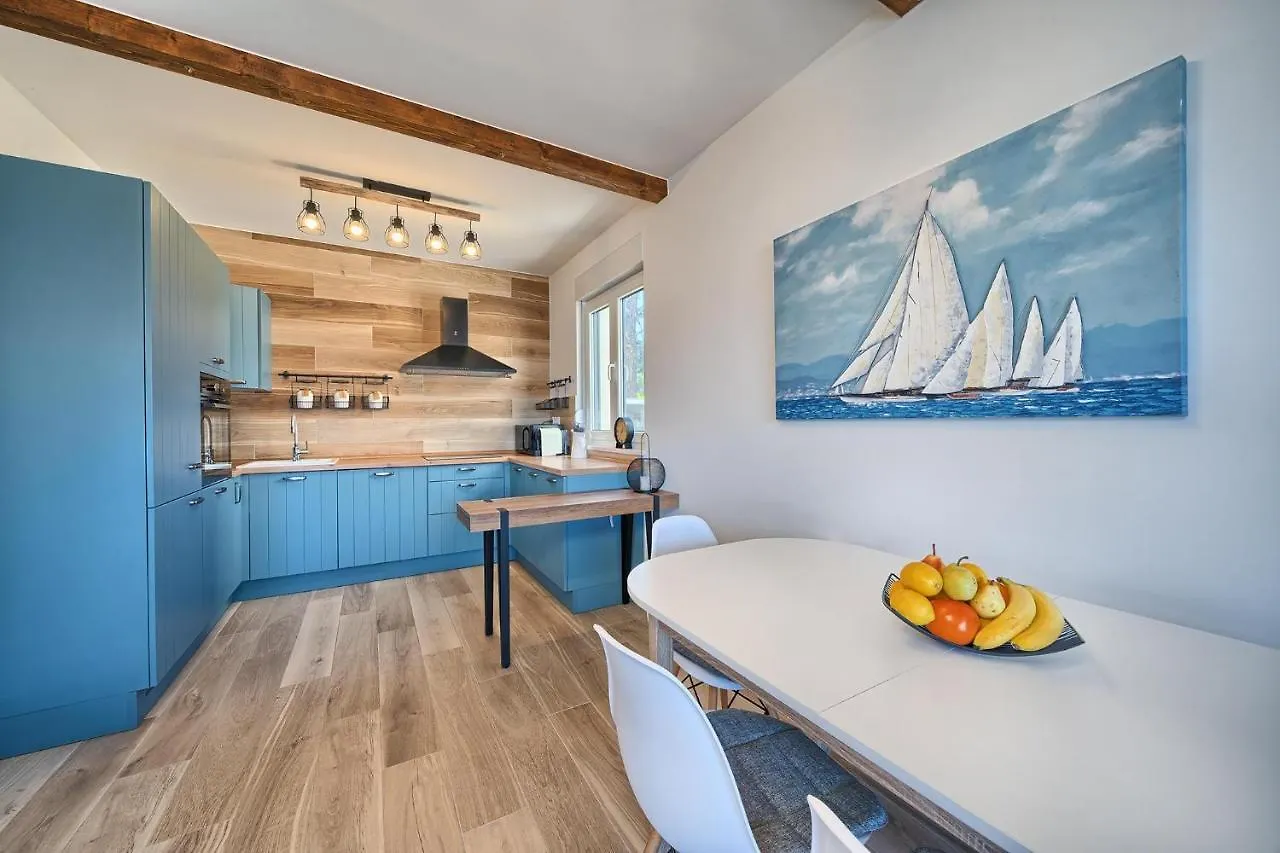 Soul - Sea-View Garden & Pool Apartment Slatine